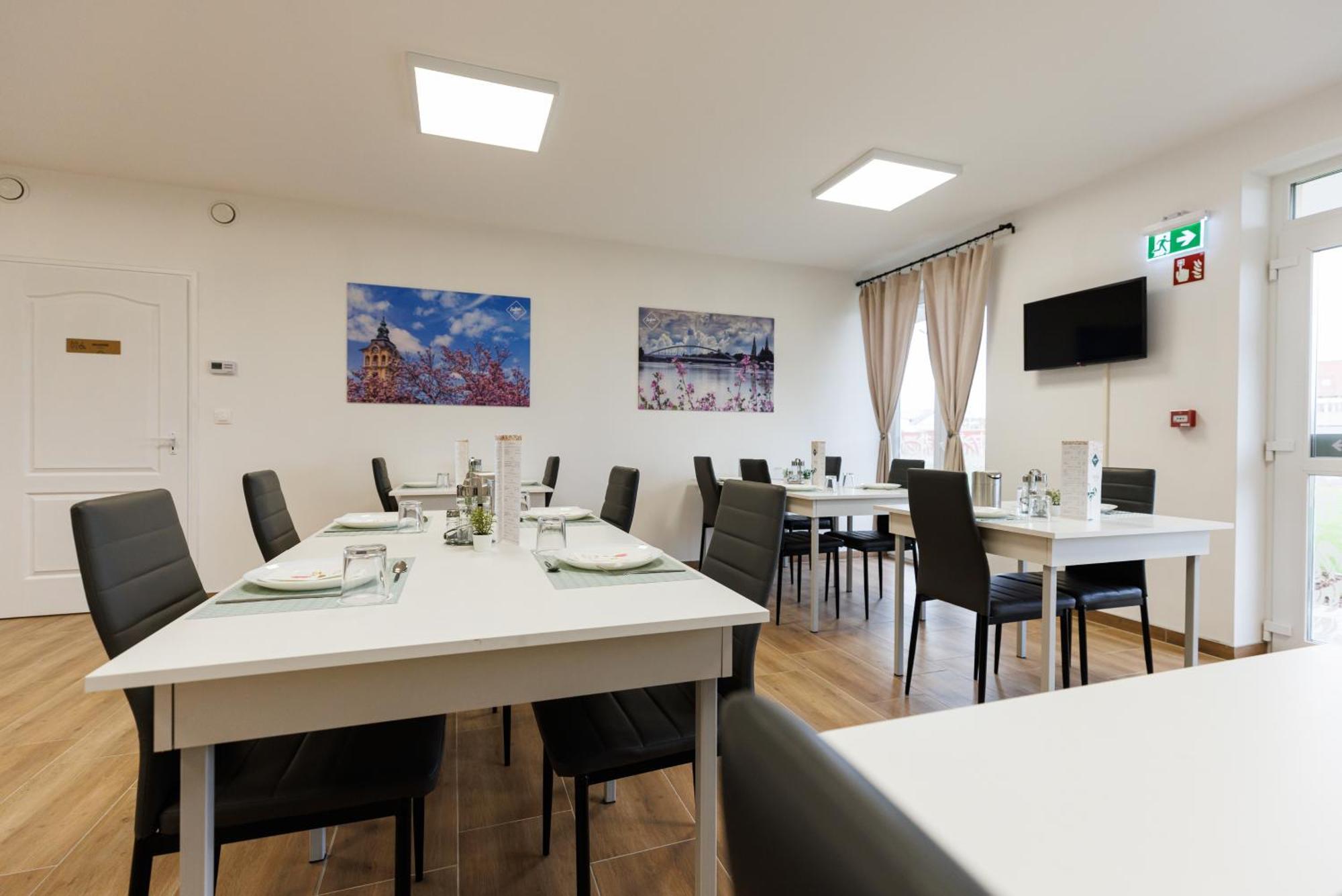 Safari Hotel Σέγκεντ Εξωτερικό φωτογραφία
