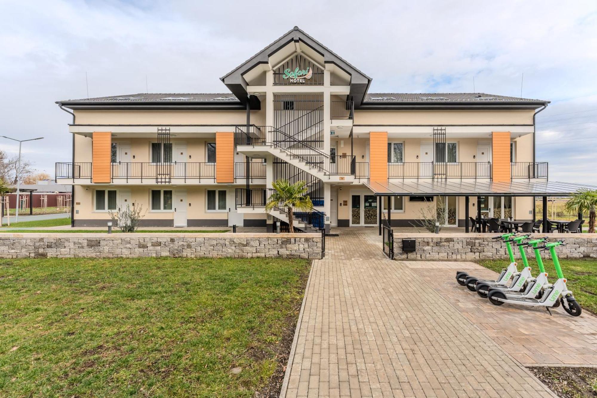 Safari Hotel Σέγκεντ Εξωτερικό φωτογραφία