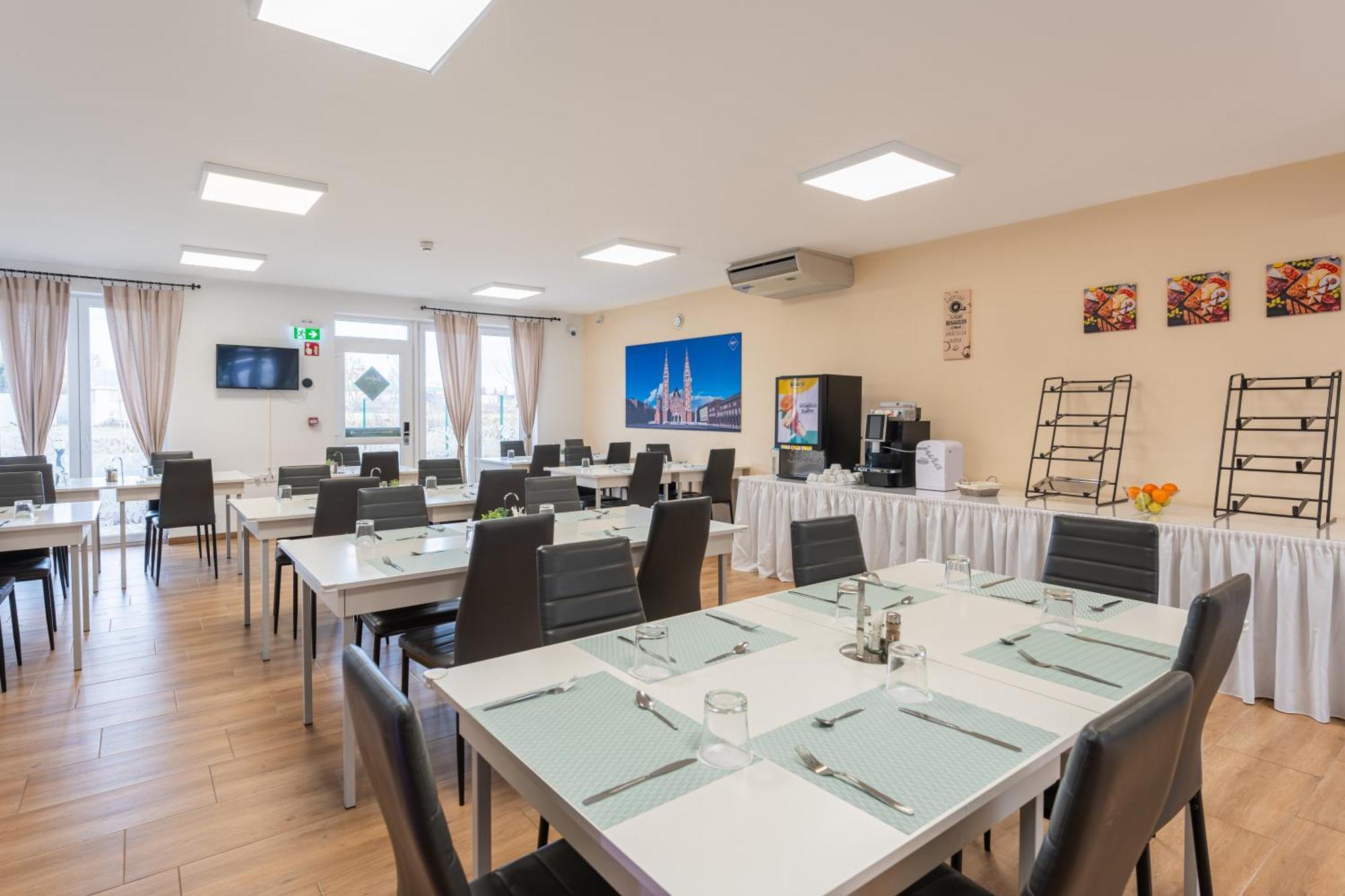 Safari Hotel Σέγκεντ Εξωτερικό φωτογραφία